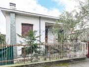 VILLA in VENDITA a SEREGNO di 5 vani