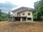 Villa in vendita a Serramazzoni MO