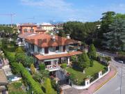 Villa in vendita a Sirmione BS