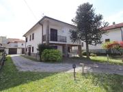 Villa in vendita a Solaro MI