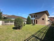 Villa in vendita a Solaro MI