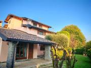 Villa in vendita a Solbiate con Cagno CO