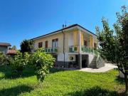 Villa in vendita a Sommariva del Bosco CN