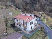 Villa in vendita a Strozza BG