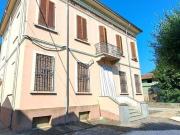 Villa in vendita a Suzzara MN