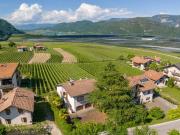 Villa in vendita a Termeno sulla Strada del Vino BZ
