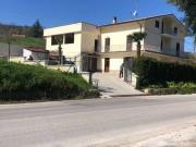 Villa in vendita a Tollo CH