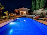 Villa in vendita a Torri del Benaco VR