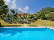 Villa in vendita a Toscolano Maderno BS