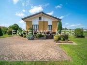 Villa in vendita a Tradate VA