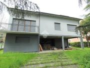 Villa in vendita a Traversetolo PR