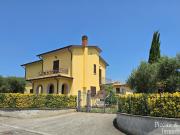 Villa in vendita a Tuoro Sul Trasimeno