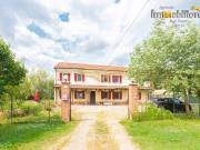 Villa in vendita a Valenza AL