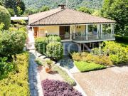 Villa in vendita a Valganna VA