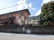 Villa in vendita a Valmadrera LC