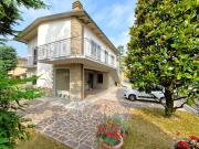 Villa in vendita a Valsamoggia BO
