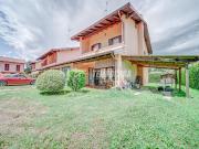 Villa in vendita a Varallo Pombia