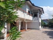 Villa in vendita a Varese VA