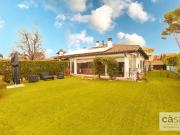 Villa in vendita a Varese VA