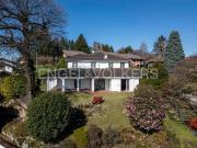 Villa in vendita a Varese VA