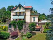 Villa in vendita a Venegono Superiore VA