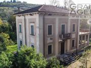 Villa in vendita a Verona