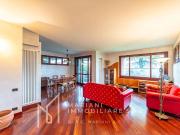 Villa bifamiliare in vendita a Vigevano