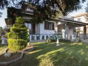Villa in vendita a Vittuone MI