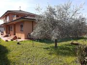 Villa in vendita Carrara, Italia