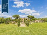 Villa in vendita Cortona, Italia