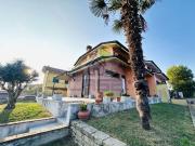 Villetta bifamiliare in vendita di 130 m² in Via P....