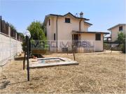 Villa in vendita di 165 m² in Via Firenze, 63