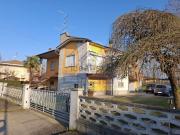 Villa in vendita di 276 m² in Via Roma
