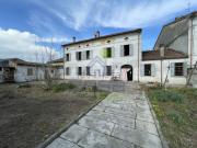 Villa in vendita di 600 m² in Via Giacomo Matteotti