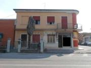 Villa in vendita di 865 m² in Via Maggiolini, 1