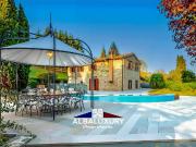 Villa in vendita Pratovecchio Stia, Toscana