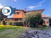 Villa in vendita Via degli Olmi, 47, Forte dei Marmi,...