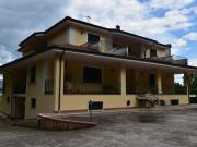 Villa in Via Cannavali