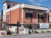 Villa in Via Emilio Reverberi