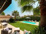 VILLA INDEPENDANTE 175 M² PISCINE STATIONNEMENTS