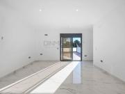 Villa independiente en Campoamor: 700 m2 de parcela y a...