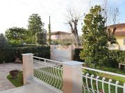 villa indipendente in affitto a Forte dei Marmi, Centro