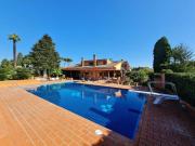 Villa indipendente PLURILOCALE in affitto a Olgiata Rm