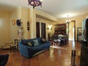Villa indipendente PLURILOCALE in affitto a Partinico Pa