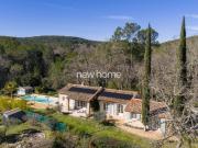 Villa joliment rénovée avec piscine dans un cadre...