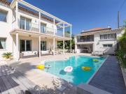 VILLA JUAN LES PINS / À PIED DES PLAGES