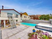 Villa jumelle avec piscine et appartement indépendant