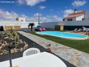 VILLA LA OLIVA CON PISCINA. QHGQ T183