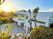 Villa LAS PALMAS de style californien avec piscine et jardin