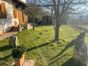 VILLA LIBERA SU 4 LATI GIARDINO MQ1000